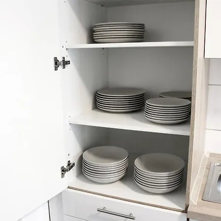 Lightplace • Groessere Gruppen • 4 Einzelzimmer • Boxspring • Smart Tv • Biergarten • Restaurant