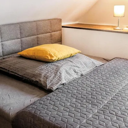 Lightplace: Smart With Biergarten & Restaurant *