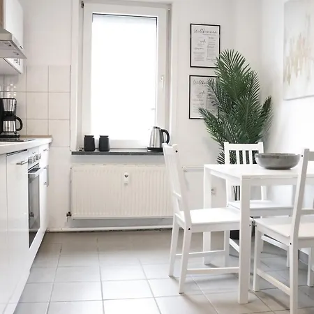 Lightplace • Groessere Gruppen • 4 Einzelzimmer • Boxspring • Smart Tv • Biergarten • Restaurant