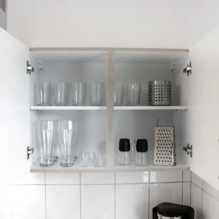 Lightplace • Größere Gruppen • 4 Einzelzimmer • Boxspring • Smart Tv • Biergarten • Restaurant Apartment