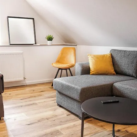 Lightplace • Größere Gruppen • 4 Einzelzimmer • Boxspring • Smart Tv • Biergarten • Restaurant Apartment