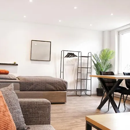 דירה Lightplace • Groessere Gruppen • 4 Einzelzimmer • Boxspring • Smart Tv • Biergarten • Restaurant *