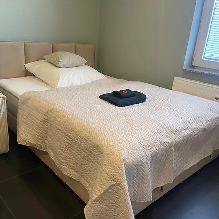 דירה Lightplace • Groessere Gruppen • 4 Einzelzimmer • Boxspring • Smart Tv • Biergarten • Restaurant *