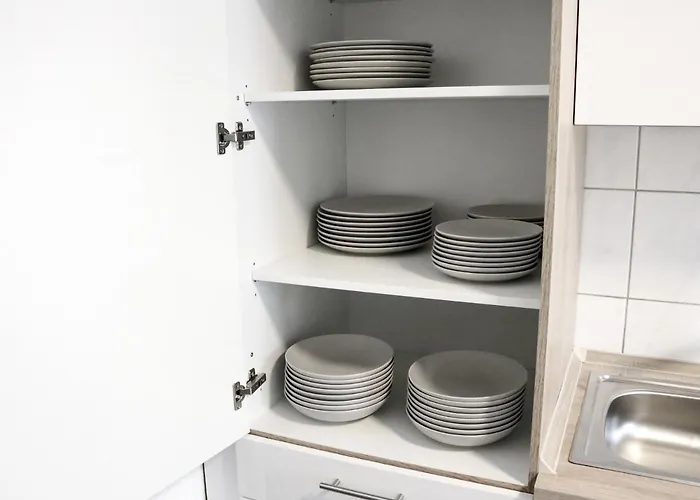 Lightplace • Groessere Gruppen • 4 Einzelzimmer • Boxspring • Smart Tv • Biergarten • Restaurant