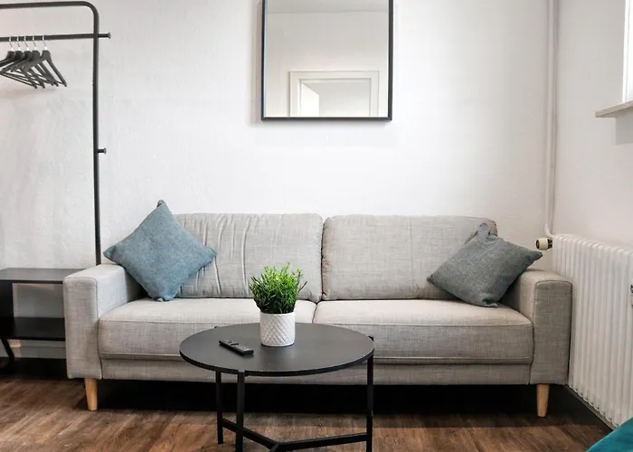 Апартаменты Lightplace • Groessere Gruppen • 4 Einzelzimmer • Boxspring • Smart Tv • Biergarten • Restaurant *