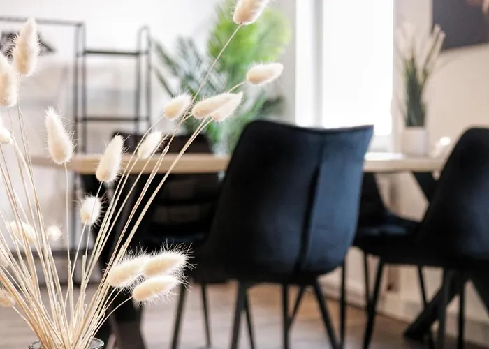 Lightplace • Groessere Gruppen • 4 Einzelzimmer • Boxspring • Smart Tv • Biergarten • Restaurant Апартаменты Брауншвейг