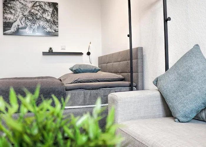 Lightplace • Groessere Gruppen • 4 Einzelzimmer • Boxspring • Smart Tv • Biergarten • Restaurant Апартаменты