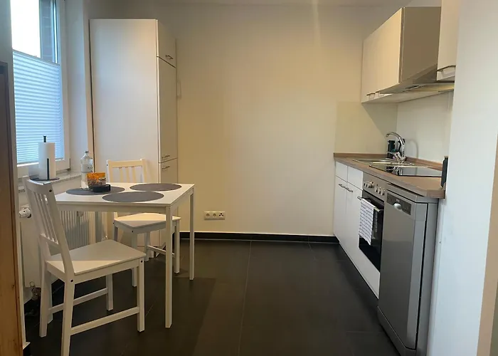 Lightplace • Groessere Gruppen • 4 Einzelzimmer • Boxspring • Smart Tv • Biergarten • Restaurant * Брауншвейг